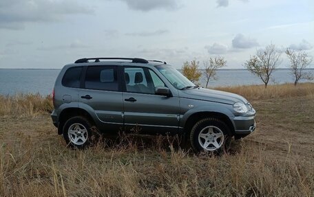 Chevrolet Niva I рестайлинг, 2017 год, 750 000 рублей, 6 фотография