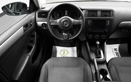 Volkswagen Jetta VI, 2012 год, 1 295 000 рублей, 12 фотография