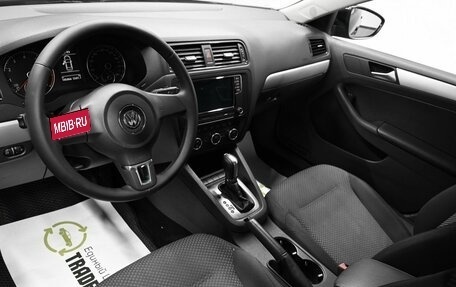 Volkswagen Jetta VI, 2012 год, 1 295 000 рублей, 9 фотография