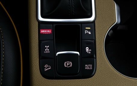 KIA Sportage IV рестайлинг, 2020 год, 2 999 000 рублей, 21 фотография