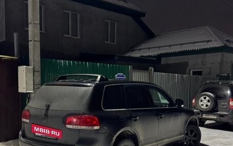 Volkswagen Touareg III, 2006 год, 820 000 рублей, 3 фотография