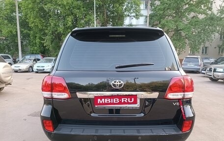 Toyota Land Cruiser 200, 2010 год, 2 950 000 рублей, 2 фотография