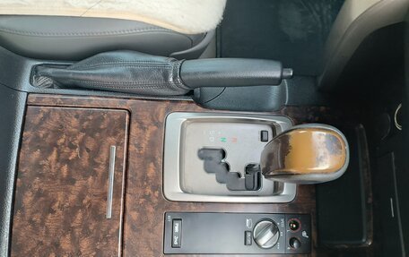 Toyota Land Cruiser 200, 2010 год, 2 950 000 рублей, 16 фотография