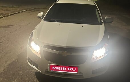 Chevrolet Cruze II, 2012 год, 640 000 рублей, 2 фотография