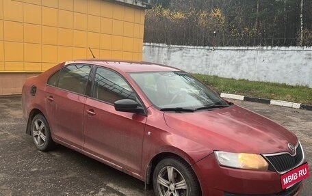 Skoda Rapid I, 2014 год, 700 000 рублей, 2 фотография