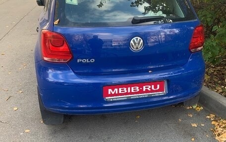 Volkswagen Polo VI (EU Market), 2011 год, 750 000 рублей, 2 фотография