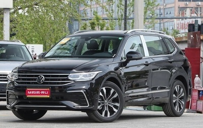 Volkswagen Tiguan II, 2022 год, 3 245 000 рублей, 1 фотография