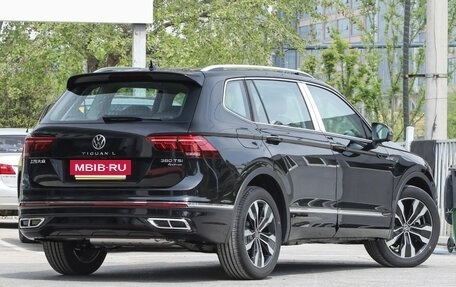 Volkswagen Tiguan II, 2022 год, 3 245 000 рублей, 6 фотография