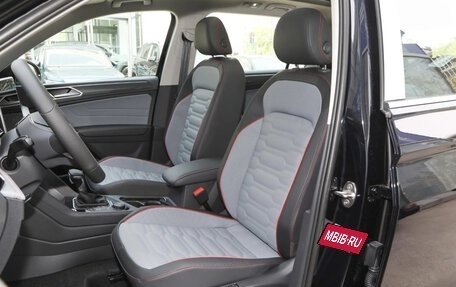 Volkswagen Tiguan II, 2022 год, 3 245 000 рублей, 15 фотография