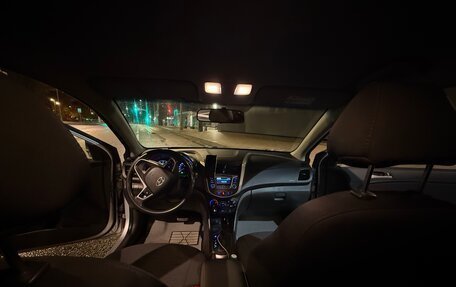 Hyundai Solaris II рестайлинг, 2016 год, 780 000 рублей, 7 фотография