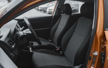 Hyundai Solaris II рестайлинг, 2018 год, 1 299 000 рублей, 10 фотография