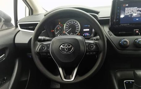 Toyota Corolla, 2021 год, 1 200 000 рублей, 5 фотография