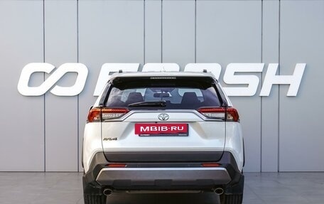 Toyota RAV4, 2019 год, 3 280 000 рублей, 4 фотография