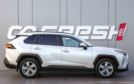 Toyota RAV4, 2019 год, 3 280 000 рублей, 5 фотография