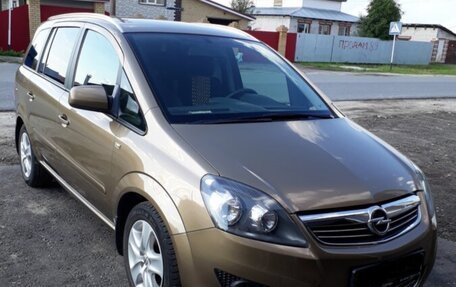 Opel Zafira B, 2013 год, 1 150 000 рублей, 1 фотография