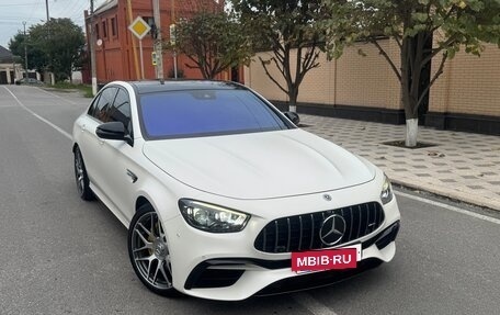 Mercedes-Benz E-Класс AMG, 2020 год, 9 200 000 рублей, 15 фотография