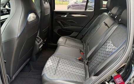 Volkswagen Tiguan, 2025 год, 6 800 000 рублей, 17 фотография