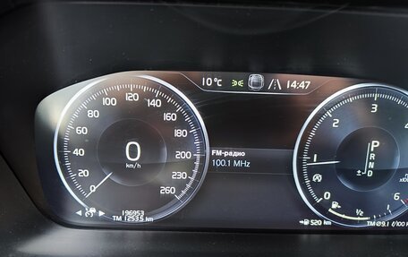 Volvo XC90 II рестайлинг, 2017 год, 3 350 000 рублей, 5 фотография