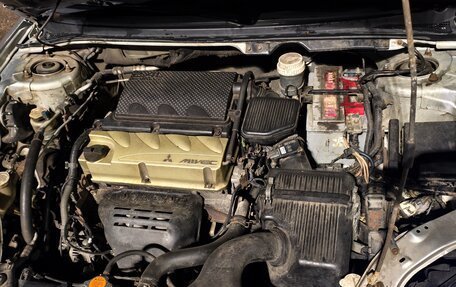 Mitsubishi Galant IX, 2005 год, 450 000 рублей, 8 фотография