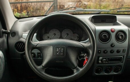 Peugeot Partner II рестайлинг 2, 2006 год, 445 000 рублей, 20 фотография