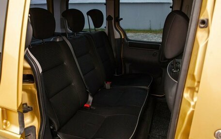 Peugeot Partner II рестайлинг 2, 2006 год, 445 000 рублей, 30 фотография