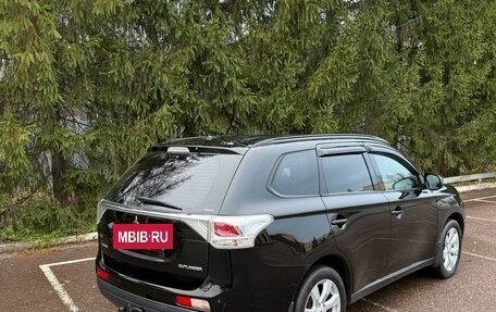 Mitsubishi Outlander III рестайлинг 3, 2012 год, 1 180 000 рублей, 21 фотография