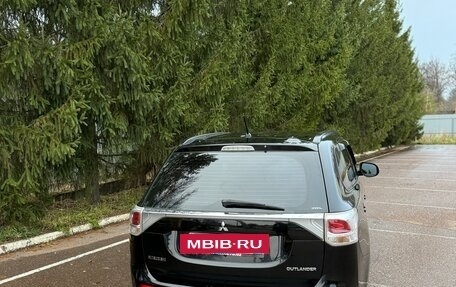 Mitsubishi Outlander III рестайлинг 3, 2012 год, 1 180 000 рублей, 20 фотография