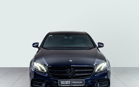 Mercedes-Benz E-Класс, 2019 год, 3 700 000 рублей, 2 фотография