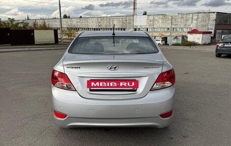 Hyundai Solaris II рестайлинг, 2013 год, 850 000 рублей, 5 фотография