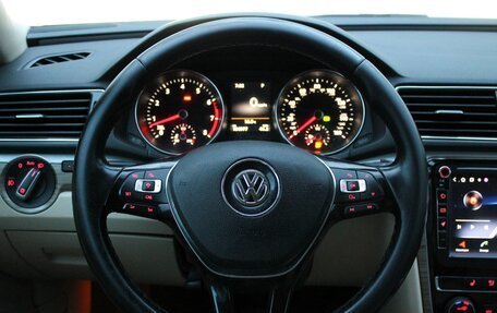 Volkswagen Passat B8 рестайлинг, 2016 год, 1 699 000 рублей, 15 фотография