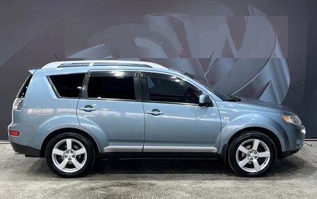 Mitsubishi Outlander III рестайлинг 3, 2007 год, 979 999 рублей, 4 фотография