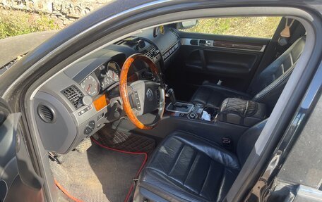 Volkswagen Touareg III, 2006 год, 550 000 рублей, 2 фотография