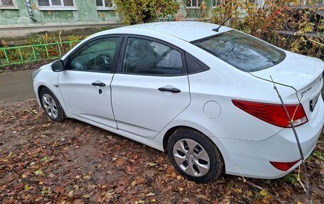 Hyundai Solaris II рестайлинг, 2015 год, 680 000 рублей, 12 фотография