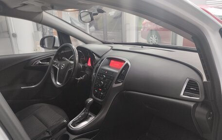 Opel Astra J, 2013 год, 999 000 рублей, 13 фотография