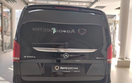 Mercedes-Benz V-Класс, 2021 год, 10 250 000 рублей, 5 фотография