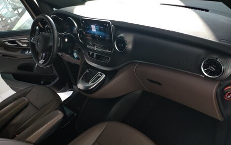 Mercedes-Benz V-Класс, 2021 год, 10 250 000 рублей, 10 фотография