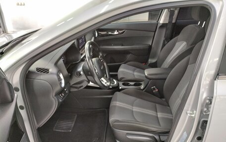 KIA Cerato IV, 2021 год, 2 300 000 рублей, 17 фотография