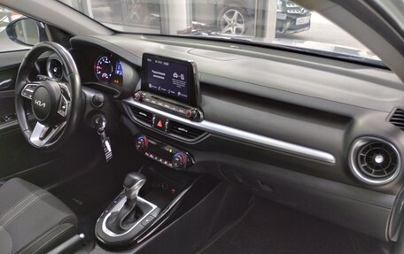 KIA Cerato IV, 2021 год, 2 300 000 рублей, 20 фотография