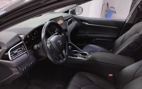 Toyota Camry, 2023 год, 3 500 000 рублей, 8 фотография