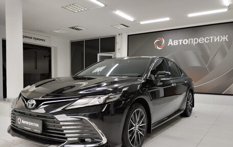 Toyota Camry, 2023 год, 3 500 000 рублей, 4 фотография