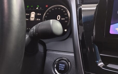 Toyota Camry, 2023 год, 3 500 000 рублей, 15 фотография