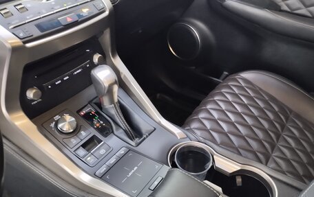 Lexus NX I, 2018 год, 3 350 000 рублей, 13 фотография