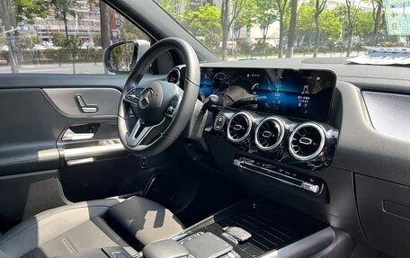 Mercedes-Benz GLA, 2021 год, 2 500 000 рублей, 11 фотография