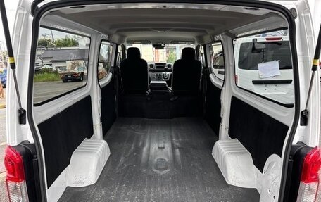 Nissan NV350 Caravan I, 2021 год, 3 000 000 рублей, 3 фотография