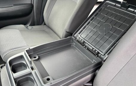 Nissan NV350 Caravan I, 2021 год, 3 000 000 рублей, 15 фотография