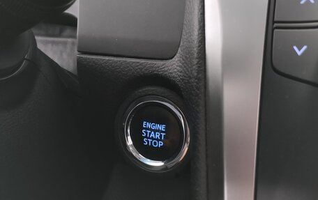 Toyota Camry, 2017 год, 2 600 000 рублей, 14 фотография