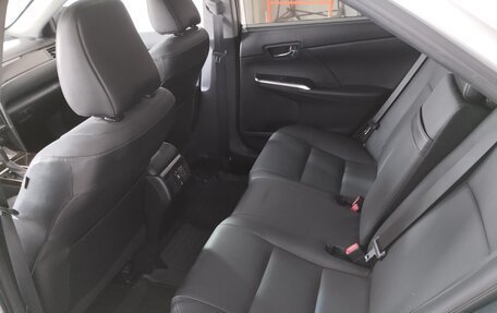 Toyota Camry, 2017 год, 2 600 000 рублей, 21 фотография