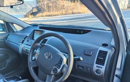 Toyota Prius, 2007 год, 840 000 рублей, 8 фотография