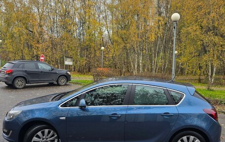 Opel Astra J, 2014 год, 1 020 000 рублей, 2 фотография