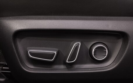 Toyota Camry, 2024 год, 4 350 000 рублей, 16 фотография